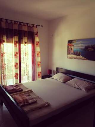 Апартаменты Apartments Aneta Улцинь Апартаменты с балконом-1